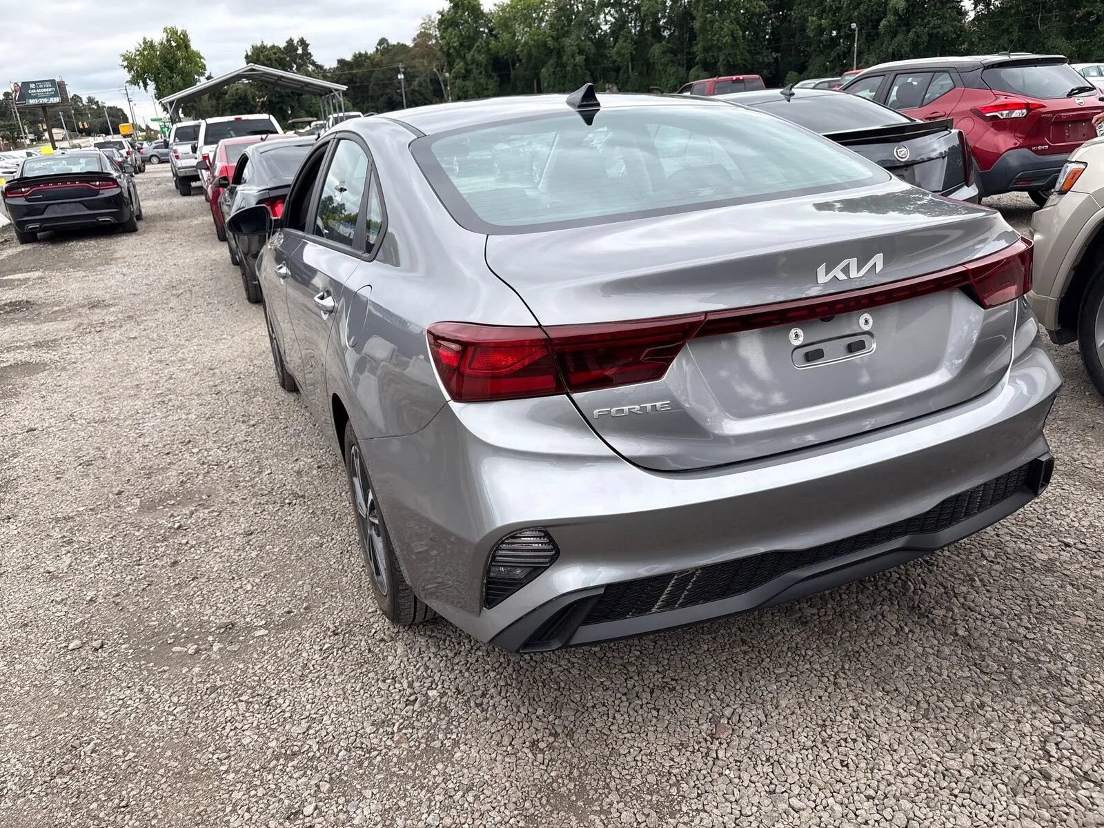 Used 2023 Kia Forte LXS FWD image 5