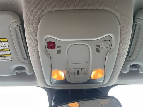 Used 2022 Jeep Renegade Latitude image 23