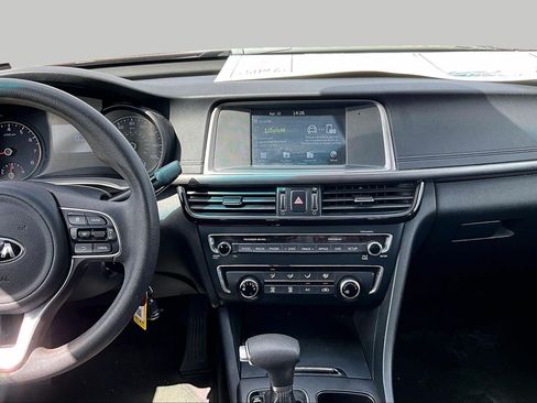 Used 2018 Kia Optima LX FWD image 6