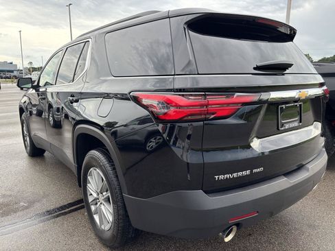 Used 2023 Chevrolet Traverse LT AWD/4WD image 34