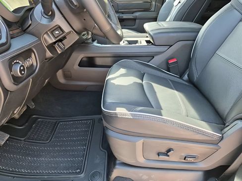 New 2026 RAM 3500 Limited AWD/4WD image 42