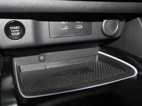 Used 2024 Nissan Rogue SL w/ SL Premium Package image 20