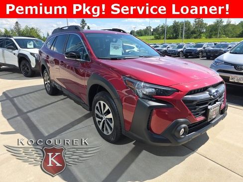 Used 2025 Subaru Outback Premium image 1