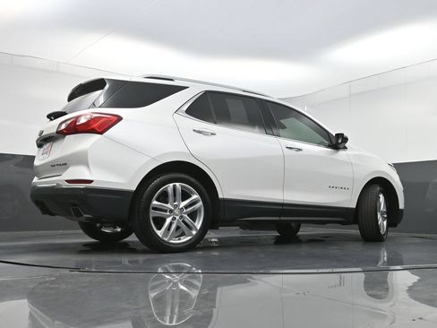 Used 2019 Chevrolet Equinox Premier AWD/4WD image 30