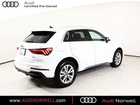 Certified 2023 Audi Q3 2.0T Premium w/ Convenience Package AWD/4WD image 17