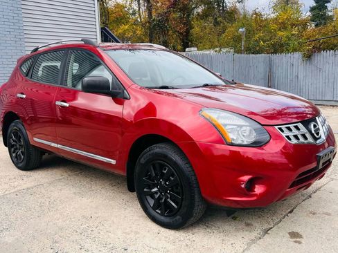 Used 2014 Nissan Rogue S w/ Convenience Package FWD image 4