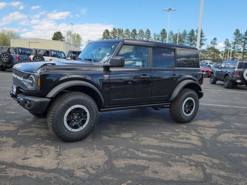New 2026 Ford Bronco Badlands AWD/4WD image 4
