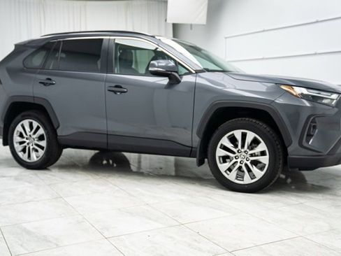 Used 2023 Toyota RAV4 XLE Premium image 2