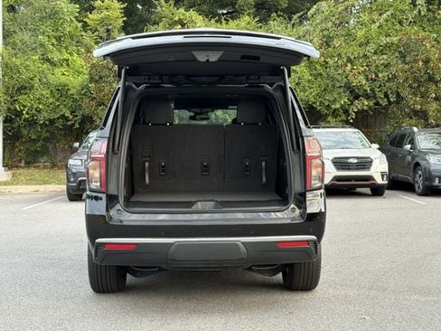 Used 2024 Chevrolet Tahoe LT RWD image 13