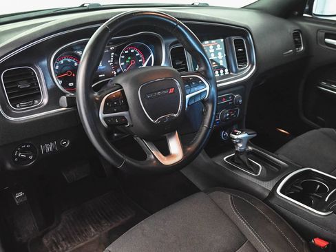 Used 2018 Dodge Charger SXT Plus image 15