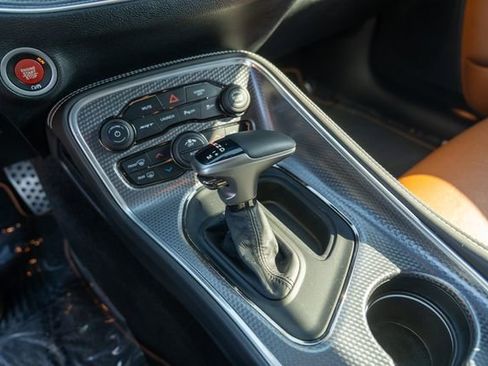 Used 2018 Dodge Challenger SRT Hellcat image 29