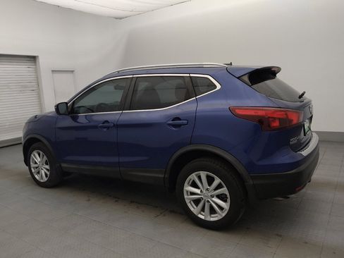 Used 2017 Nissan Rogue Sport SV image 3