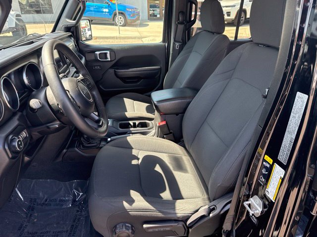 Certified 2021 Jeep Gladiator Sport AWD/4WD image 24