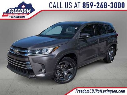 Used 2017 Toyota Highlander Limited Platinum