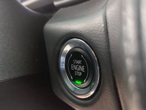 Used 2023 Chevrolet Tahoe Z71 w/ Luxury Package image 22