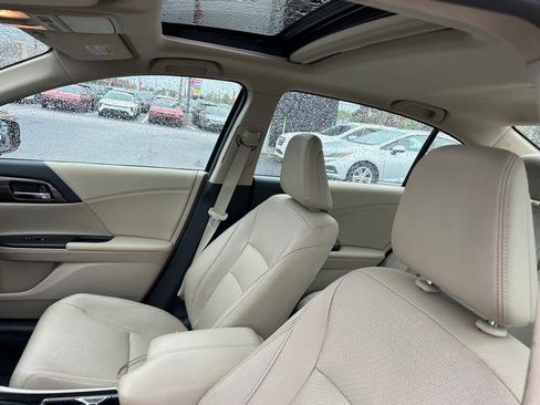 Used 2016 Honda Accord EX-L image 12