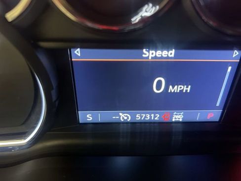 Used 2020 Chevrolet Silverado 1500 LT Trail Boss w/ Convenience Package image 11