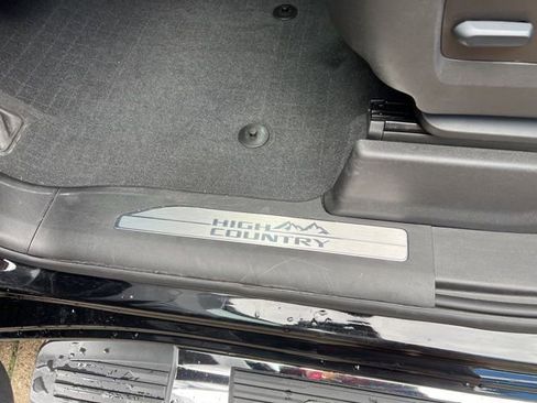 Used 2022 Chevrolet Silverado 3500 High Country image 68