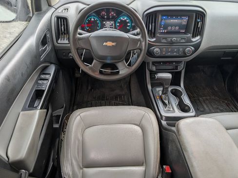 Used 2021 Chevrolet Colorado W/T RWD image 6