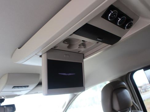 Used 2013 Chrysler Town & Country Limited w/ Trailer Tow Group image 36