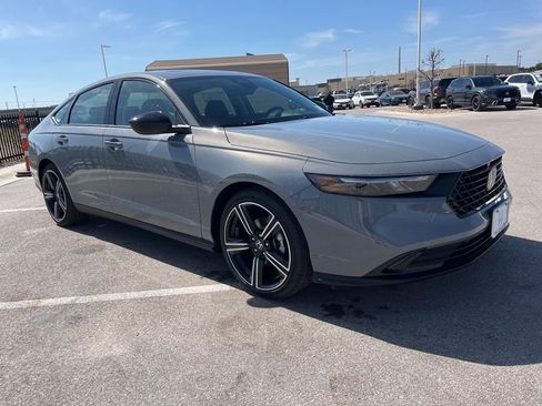 New 2026 Honda Accord SE image 2