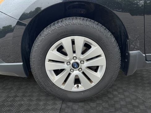 Used 2017 Subaru Outback 2.5i Premium AWD/4WD image 14