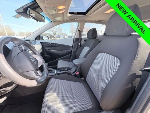 Used 2019 Hyundai Kona SEL w/ SEL Tech Package 02 image 6