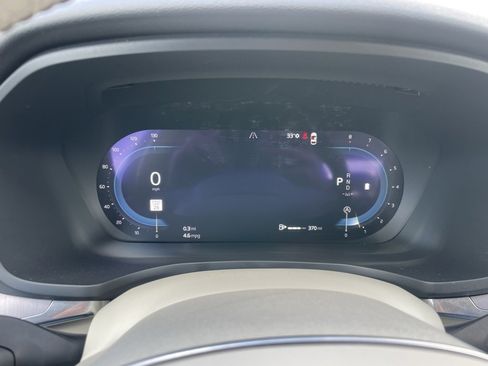 Used 2024 Volvo S60 B5 Core image 9