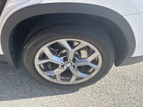 Used 2022 BMW X3 sDrive30i w/ Premium Package 2 (ZPA) image 11