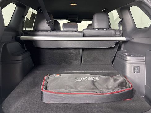 Used 2020 Mitsubishi Outlander SEL image 20