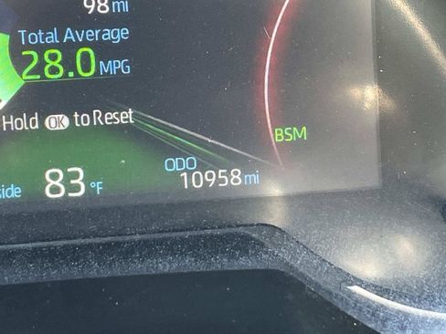 Used 2025 Toyota RAV4 XLE FWD image 27