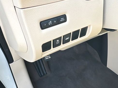 Used 2017 Nissan Murano SL image 14