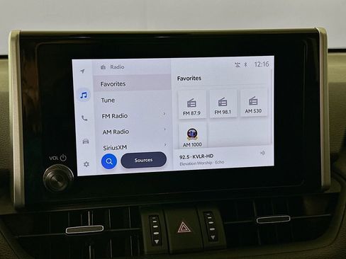 Used 2024 Toyota RAV4 XLE Premium image 15