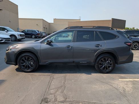 Used 2025 Subaru Outback Onyx Edition AWD/4WD image 9