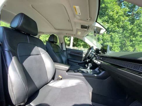 Used 2023 Honda Civic Touring image 24