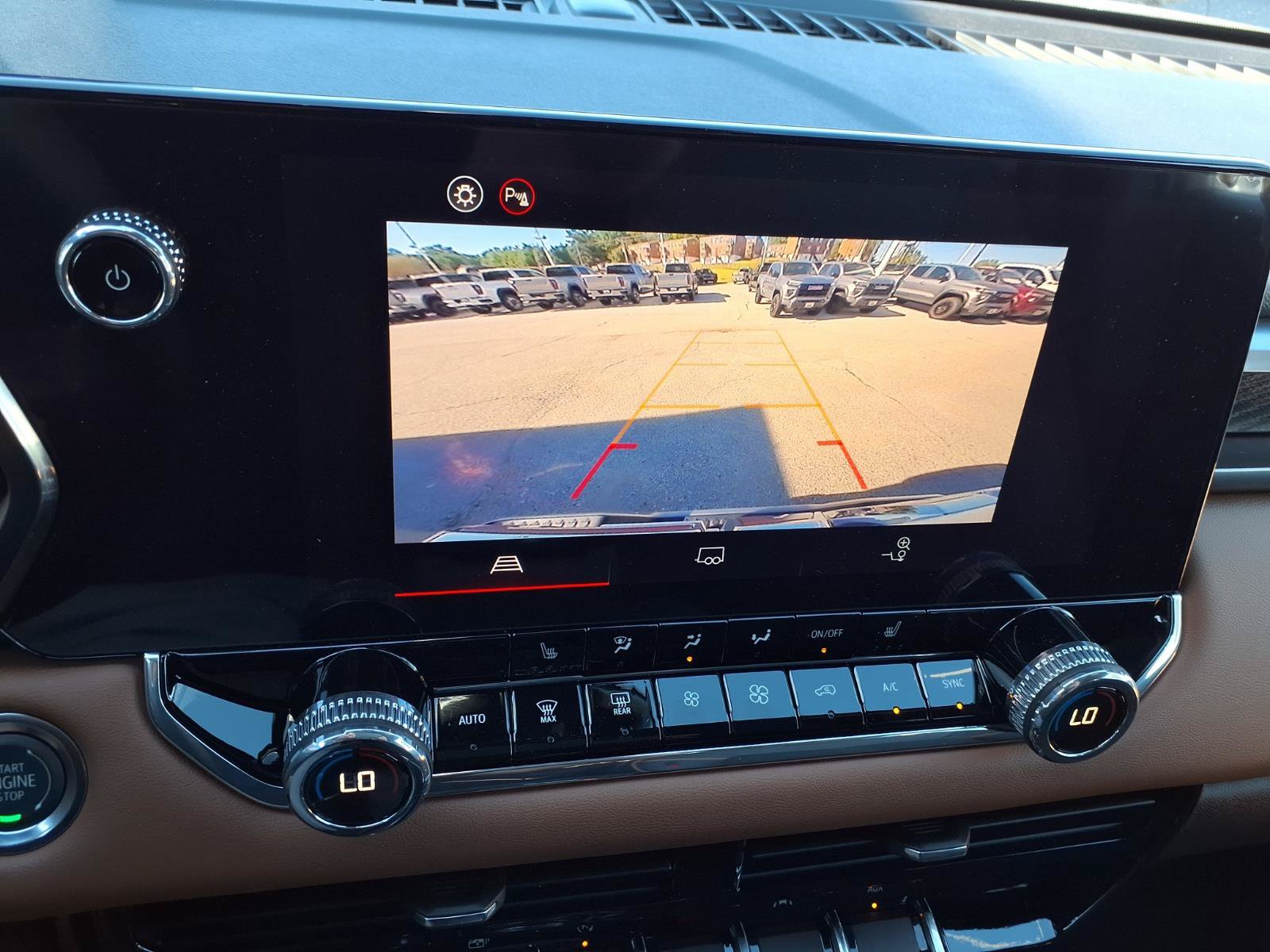 New 2026 GMC Canyon AT4 AWD/4WD image 4
