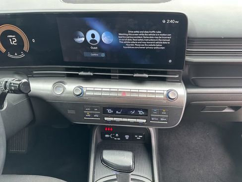 Used 2024 Hyundai Kona SEL AWD/4WD image 9