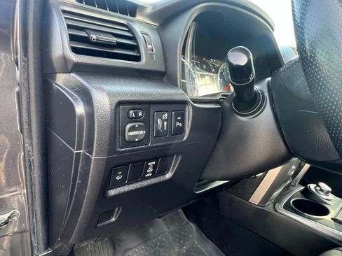 Used 2018 Toyota 4Runner Limited AWD/4WD image 27