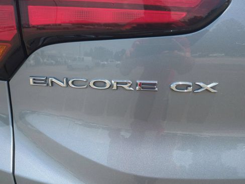 Certified 2023 Buick Encore GX Select FWD image 31