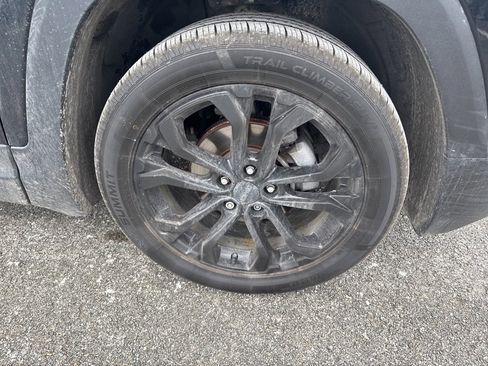 Used 2019 GMC Terrain SLE w/ Driver Convenience Package image 9