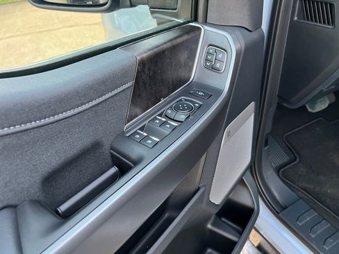 New 2026 Ford F250 Lariat w/ Lariat Premium Package image 12