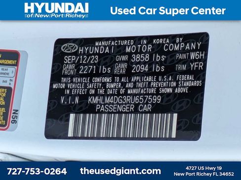 Certified 2024 Hyundai Elantra SEL FWD image 32