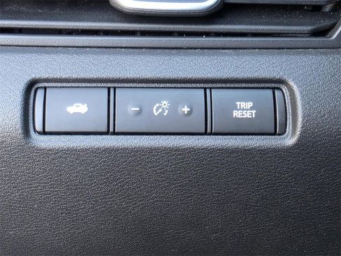 Used 2025 Nissan Altima 2.5 SR image 20