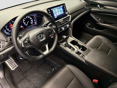 Used 2020 Honda Accord Sport image 7