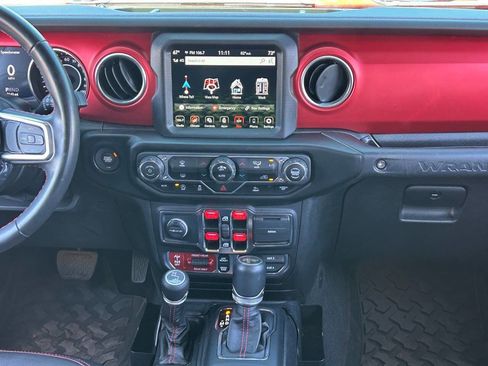 Used 2021 Jeep Wrangler Unlimited Rubicon AWD/4WD image 17