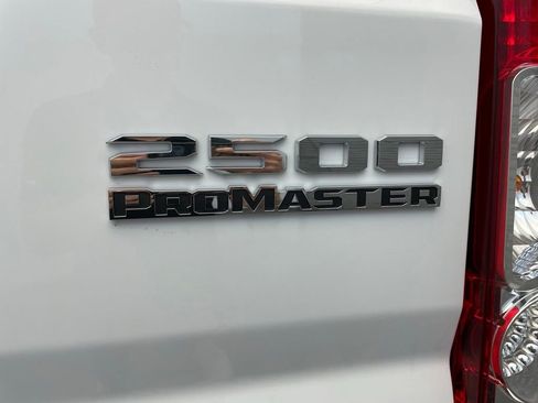 New 2026 RAM ProMaster 2500 w/ Crew Van Package FWD image 6
