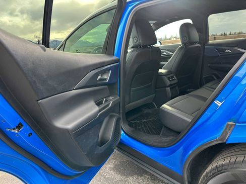 Used 2024 Chevrolet Equinox EV LT image 15