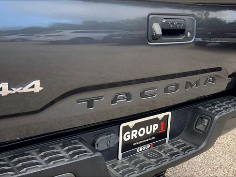 Used 2023 Toyota Tacoma SR AWD/4WD image 30