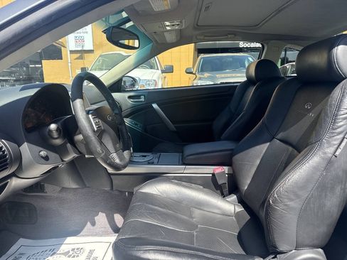 Used 2004 INFINITI G35 Coupe w/ Premium Pkg RWD image 12