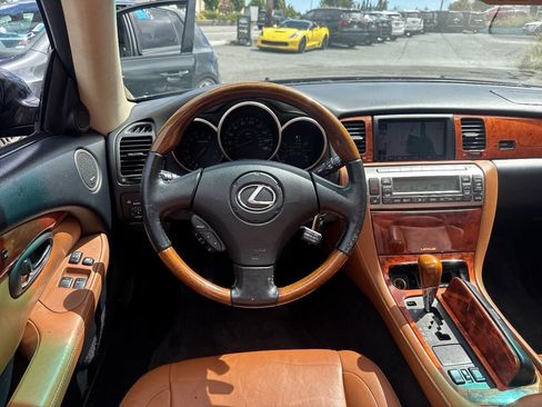 Used 2002 Lexus SC 430 Convertible RWD image 18